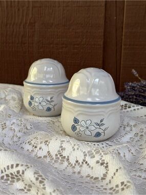 Covington Avondale Salt & Pepper Shakers Blue Floral Japan Stoneware 4” Set